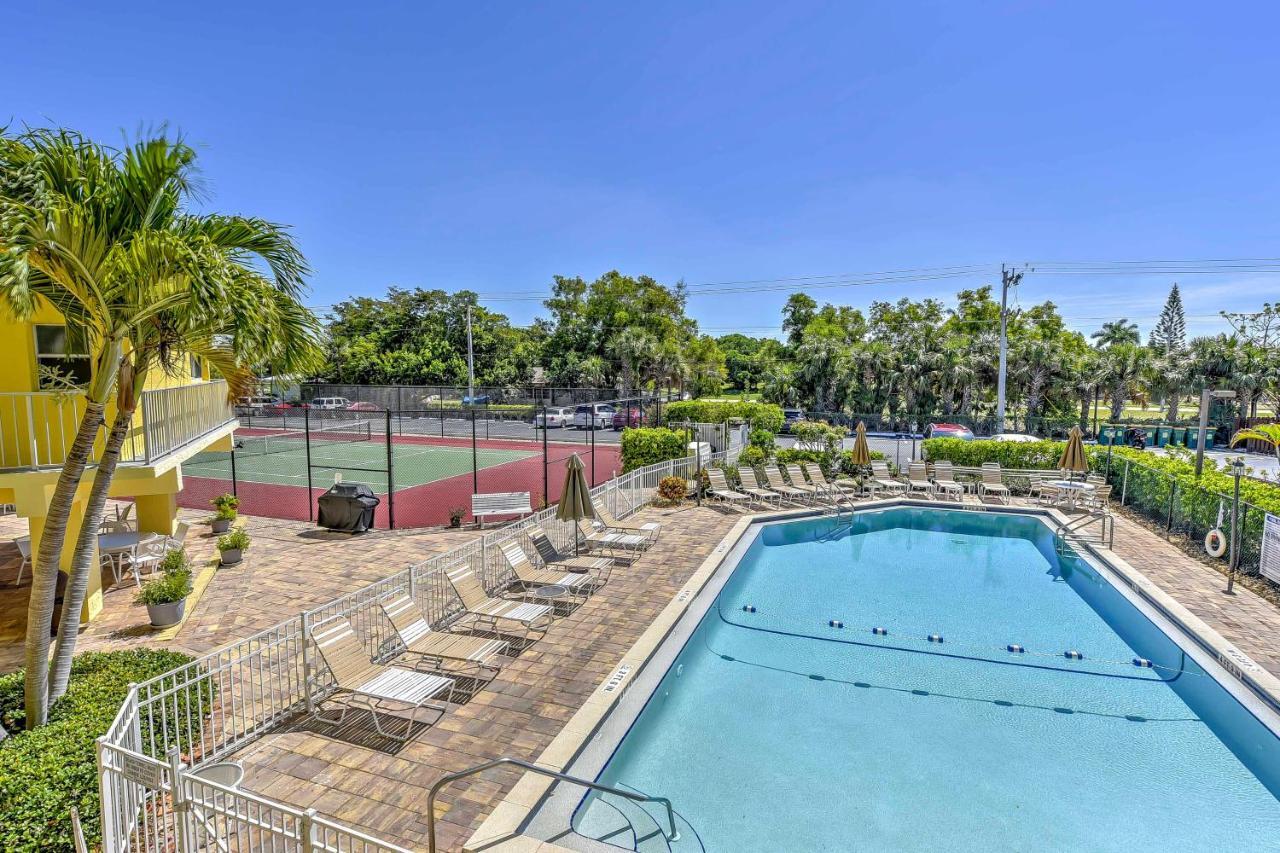 With Patio Steps To Access * Marco Island